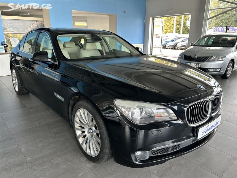 BMW Řada 7, 3,0 740xD 225kW,SERVISKA,TAŽ
